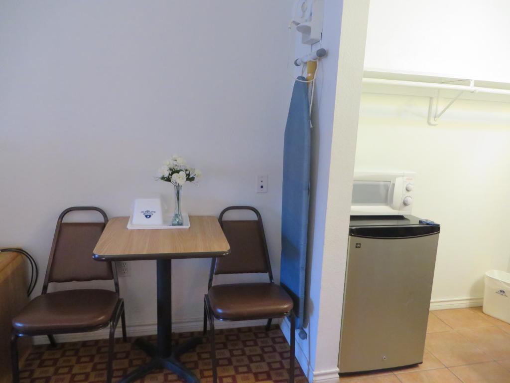 Americas Best Value Inn Weatherford Chambre photo